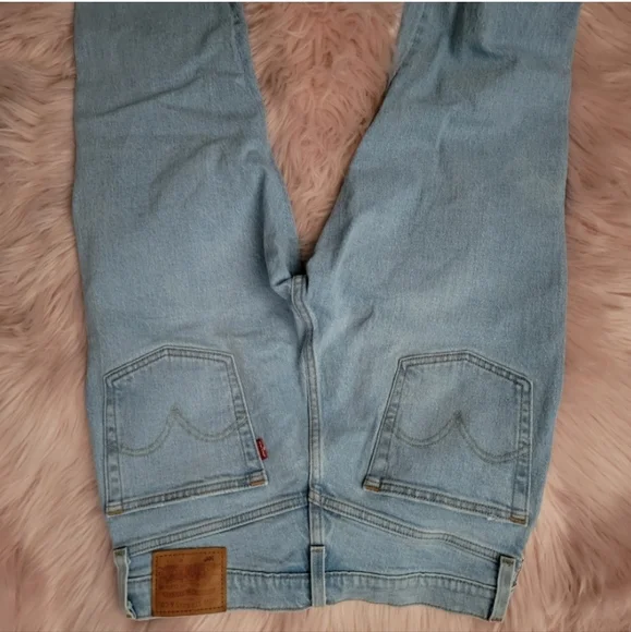 Levi's 501 cropped logo strip high waist button fly jeans - Picture 5 of 13